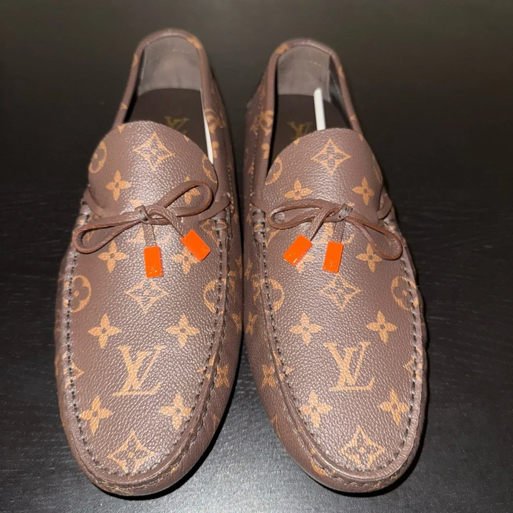 Louis Vuitton Brown and Orange Oxfords with Monogram Pattern - Picture 3 of 6